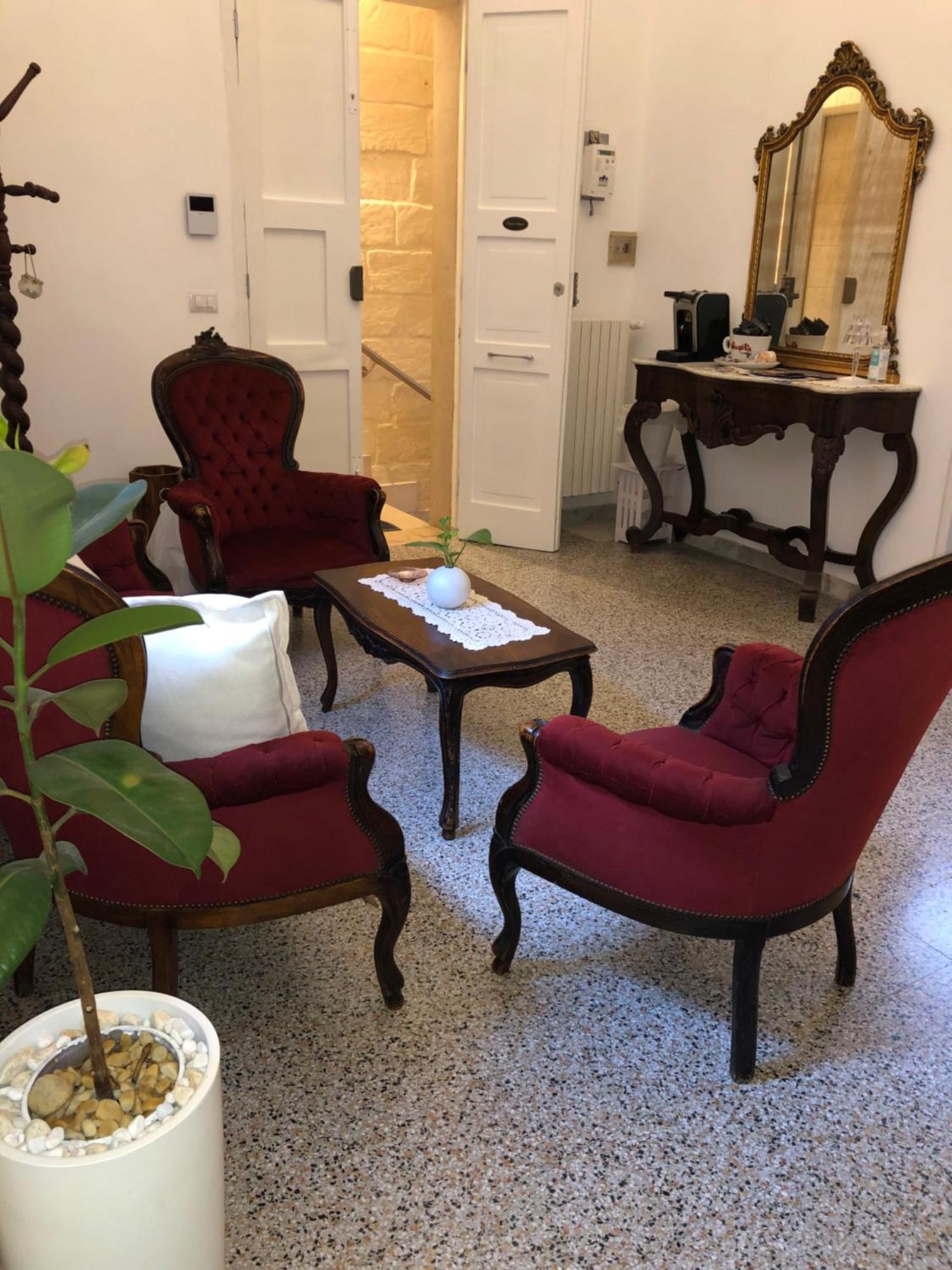 Mayu'S House , Dimora Nel Centro Storico Di Лечче Экстерьер фото